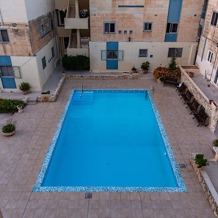 Dolmen Court Flat 10, Qawra Apartamento St. Paul's Bay Exterior foto