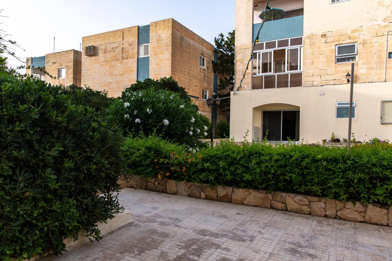 Dolmen Court Flat 10, Qawra Apartamento St. Paul's Bay Exterior foto