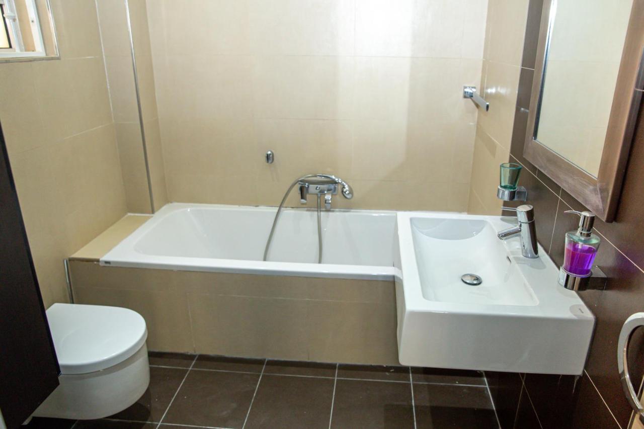 Dolmen Court Flat 10, Qawra Apartamento St. Paul's Bay Exterior foto