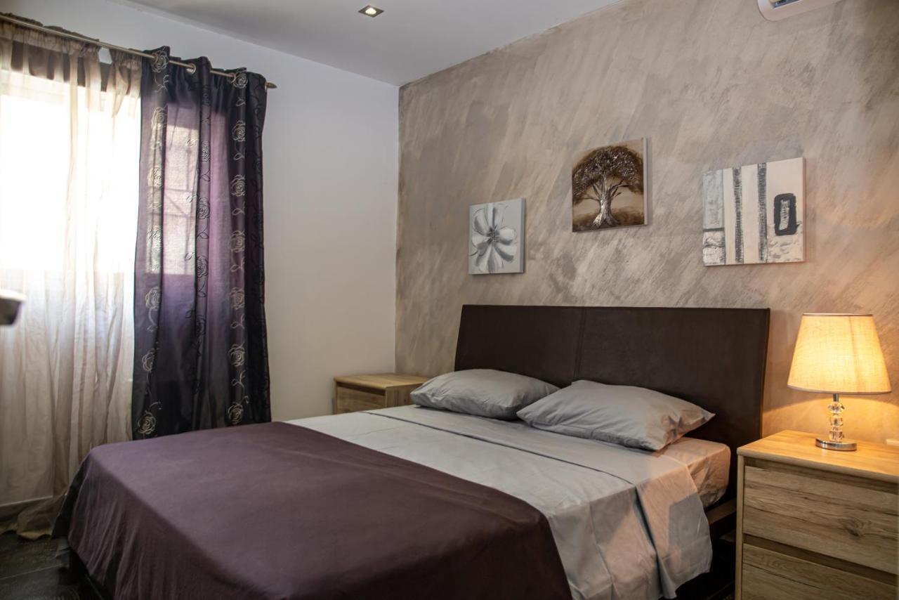 Dolmen Court Flat 10, Qawra Apartamento St. Paul's Bay Exterior foto